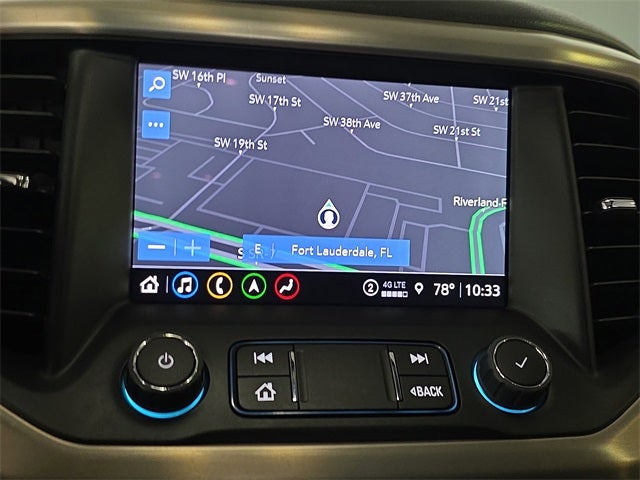 2023 GMC Acadia Denali