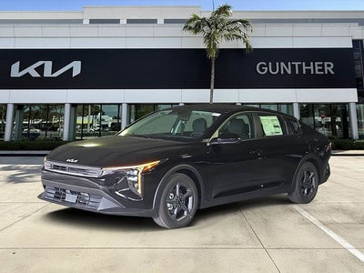 2026 Kia K4 LXS