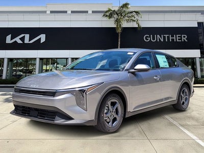 2026 Kia K4 LXS