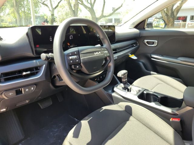 2026 Kia K4 LX