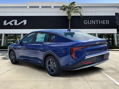 2026 Kia K4 LXS