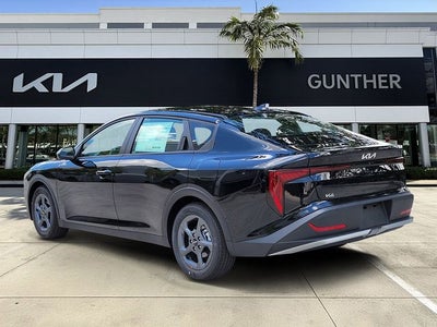 2026 Kia K4 LXS