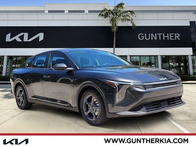 2026 Kia K4 LXS