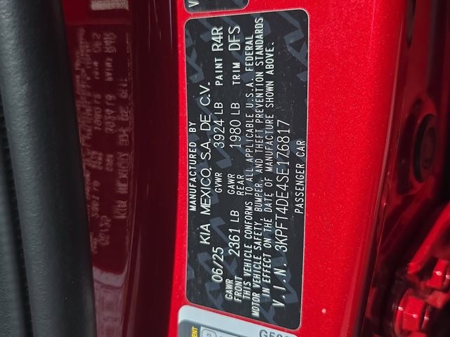 2025 Kia K4 LXS