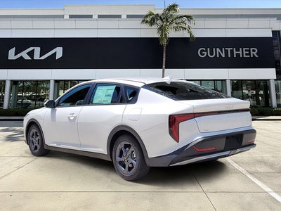 2026 Kia K4 LXS
