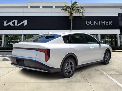 2026 Kia K4 LXS