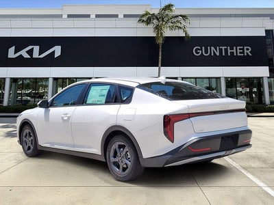 2026 Kia K4 LXS