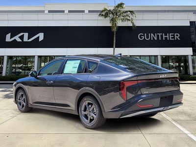 2026 Kia K4 LXS