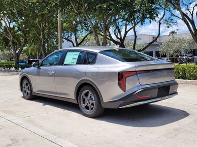 2026 Kia K4 LXS