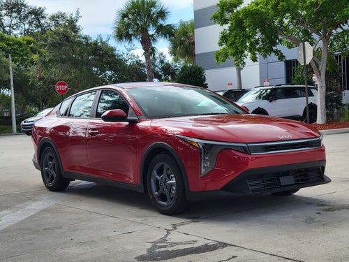 2026 Kia K4 LXS