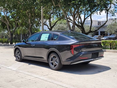 2026 Kia K4 LXS