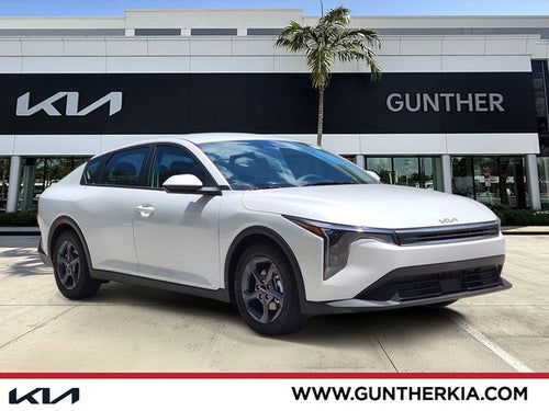 2026 Kia K4 LXS