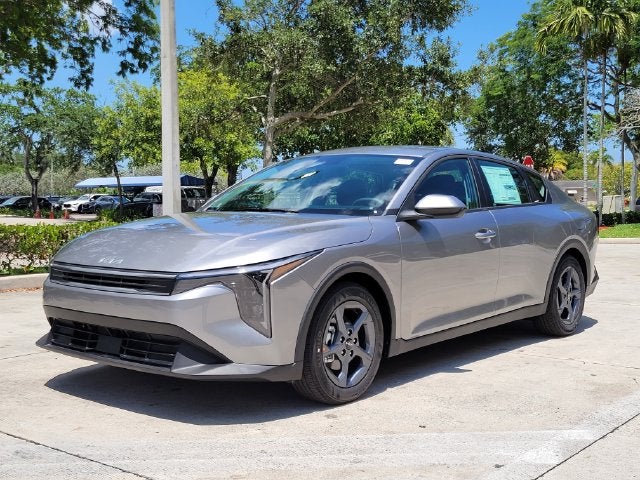 2027 Kia K4 LXS