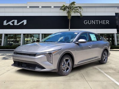 2026 Kia K4 LXS