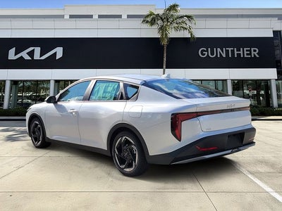 2026 Kia K4 EX