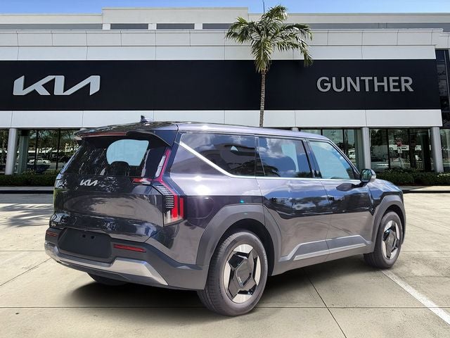 2026 Kia EV9 Light Long Range