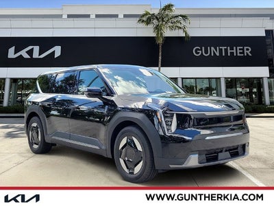 2026 Kia EV9 Light Long Range