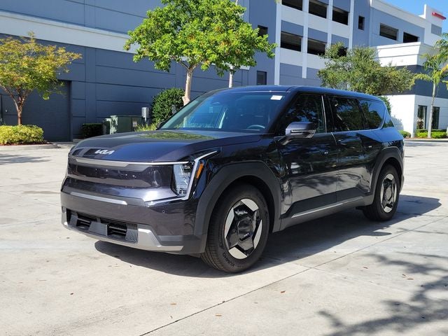 2026 Kia EV9 Light Long Range