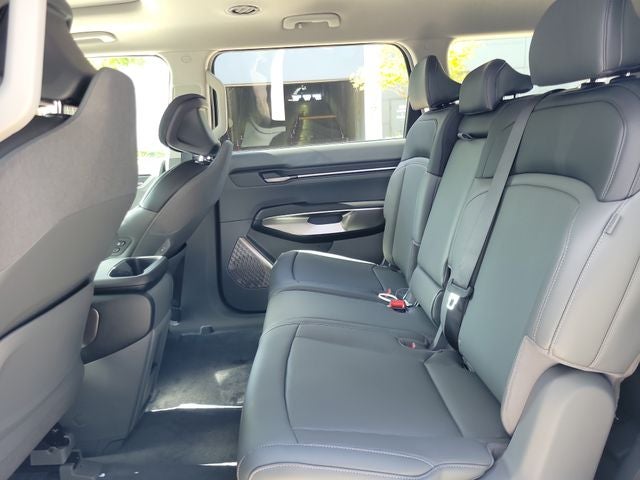2026 Kia EV9 Light Long Range