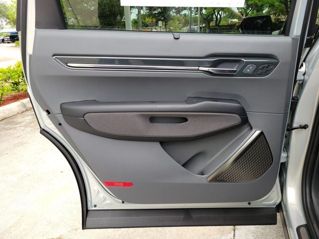 2026 Kia EV9 Land