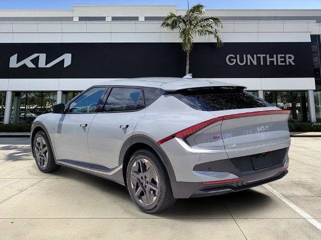 2026 Kia EV6 Light