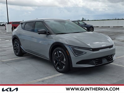 2025 Kia EV6 Wind