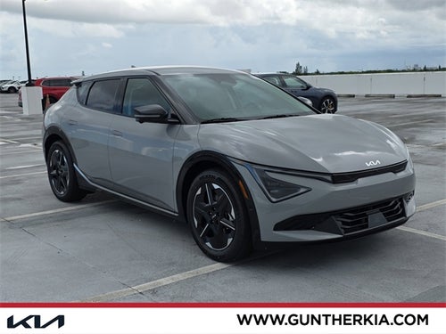 2025 Kia EV6 Wind