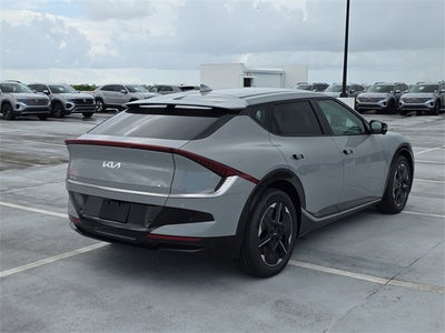2025 Kia EV6 Wind