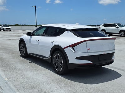 2025 Kia EV6 Light