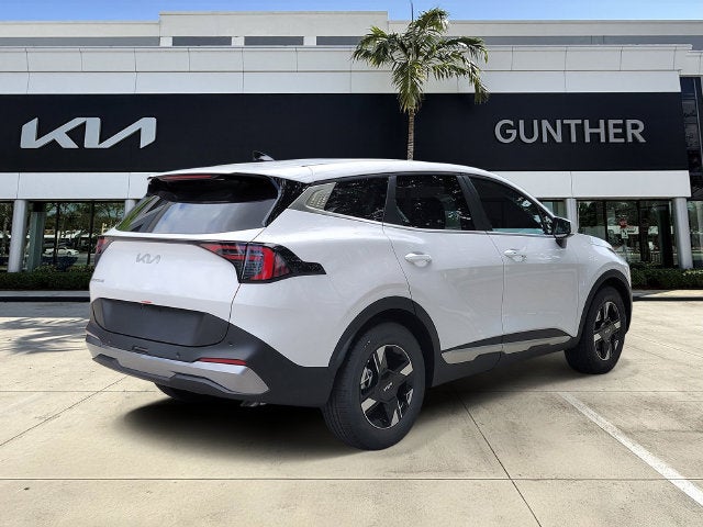 2027 Kia Sportage LX