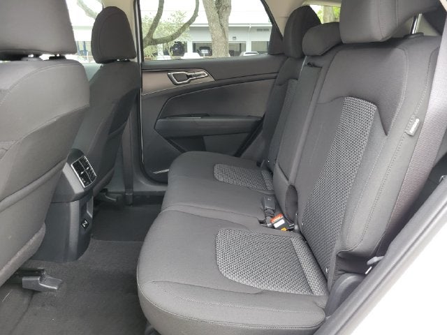 2027 Kia Sportage LX