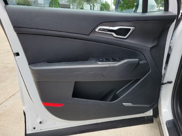 2027 Kia Sportage LX