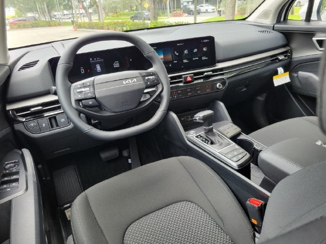 2027 Kia Sportage LX