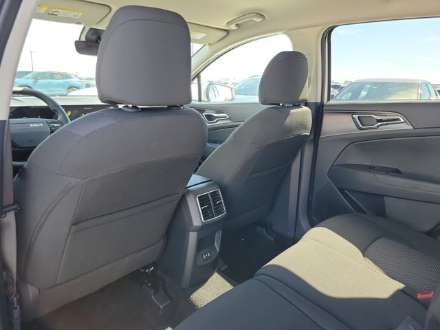 2027 Kia Sportage LX