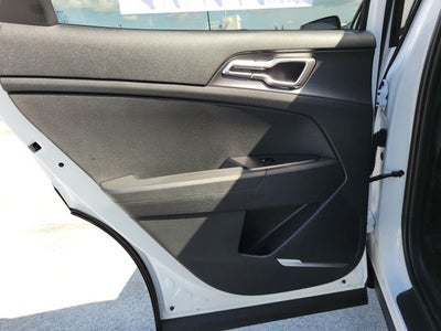 2027 Kia Sportage LX