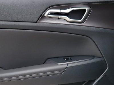 2027 Kia Sportage EX