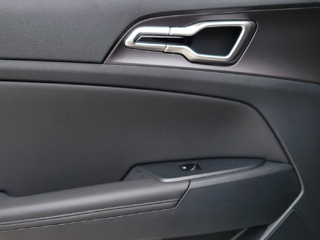 2027 Kia Sportage EX