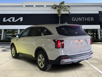 2026 Kia Sorento LX