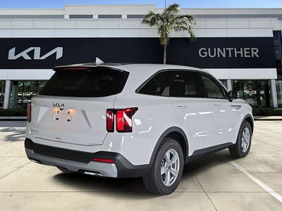2026 Kia Sorento LX