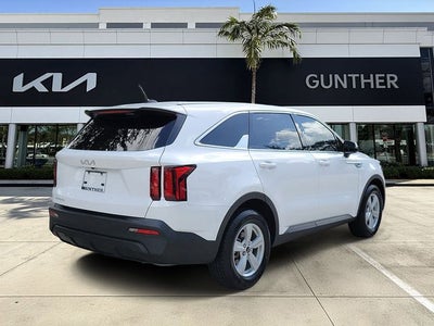 2023 Kia Sorento LX