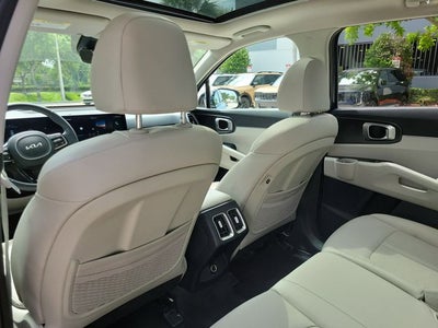 2024 Kia Sorento S