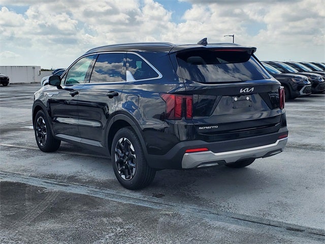 2025 Kia Sorento S