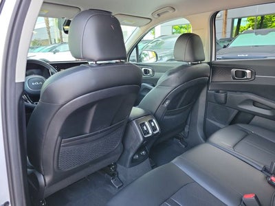 2023 Kia Sorento S
