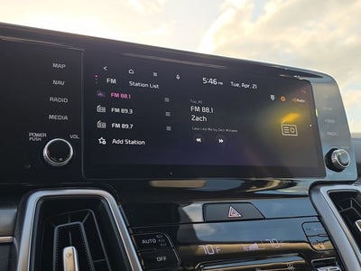 2023 Kia Sorento S