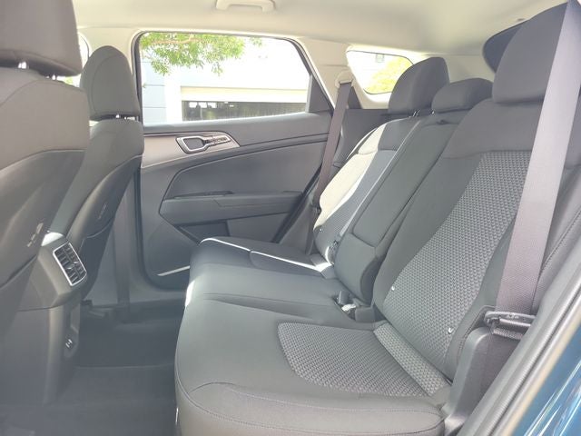 2027 Kia Sportage Hybrid S