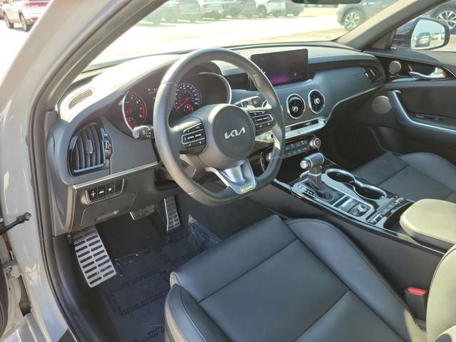 2023 Kia Stinger GT-Line