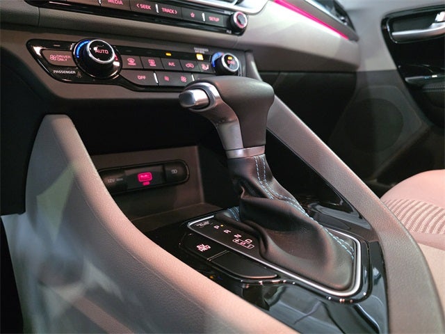 2020 Kia Niro Plug-In Hybrid LXS