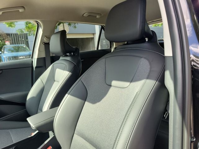 2027 Kia Niro LX