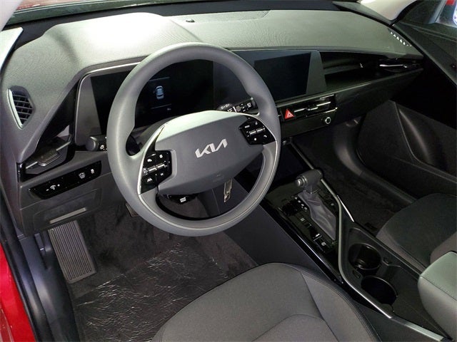 2025 Kia Niro LX