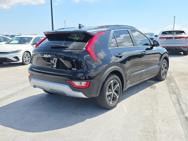 2025 Kia Niro LX